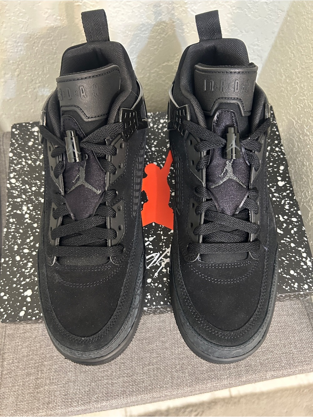Jordan Men’s Black Spizike Low Sneakers - Picture 2 of 9
